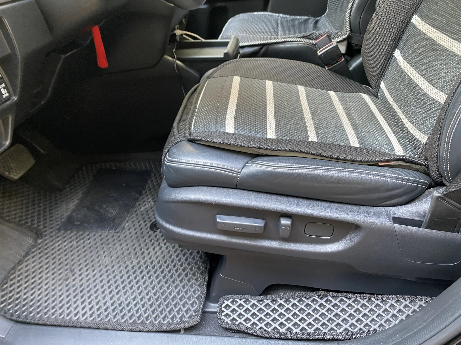 Honda Odyssey 雙前電動座椅
